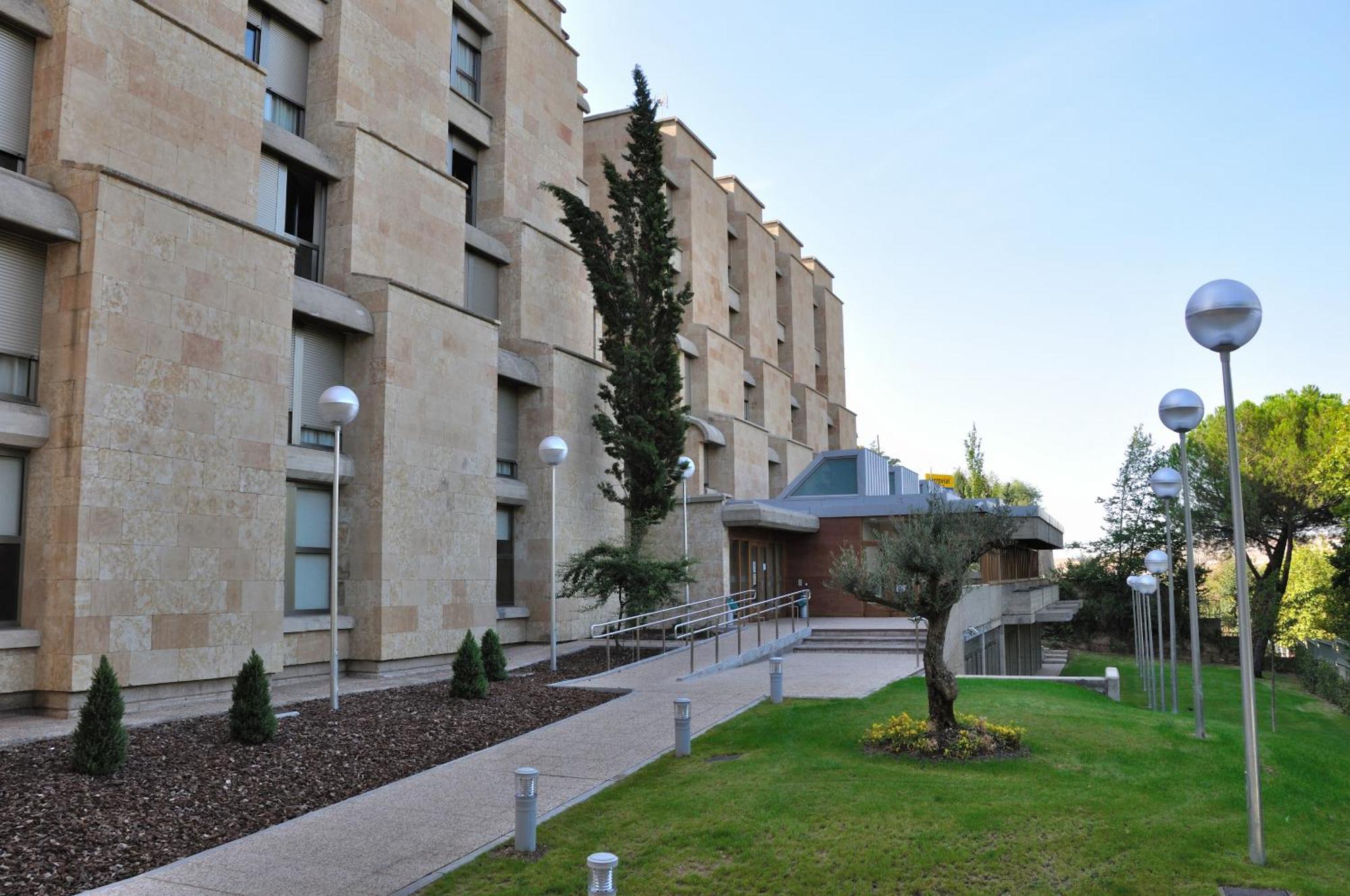 Residencia Universitaria Resa Hernan Cortes Salamanca Kültér fotó